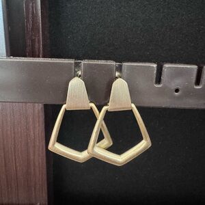 Kendra Scott Elegant Gold Geometric Earrings